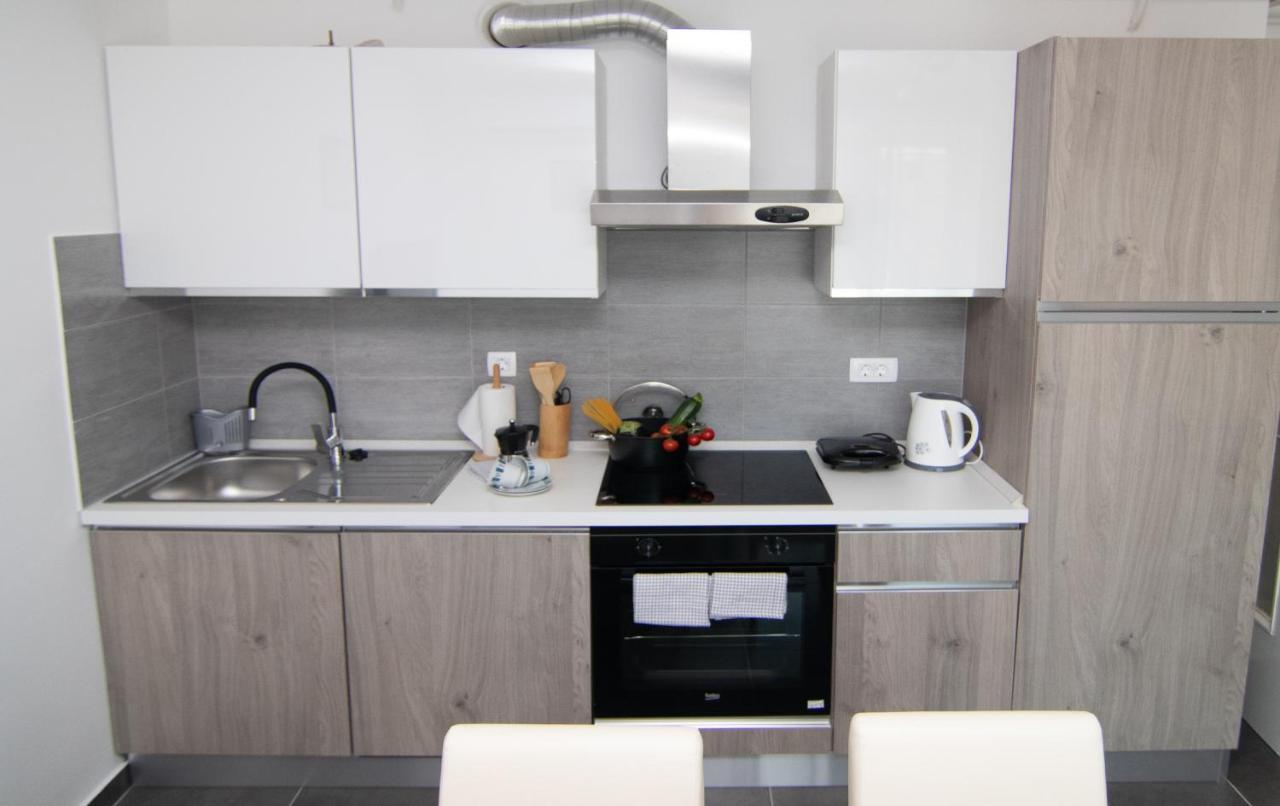 Valkane Beach Studio Apartment PUY Exterior foto