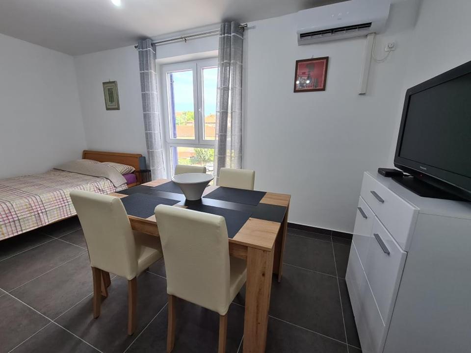 Valkane Beach Studio Apartment PUY Exterior foto