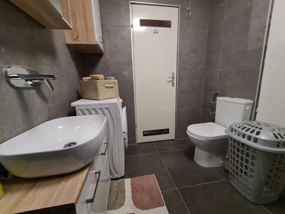 Valkane Beach Studio Apartment PUY Exterior foto